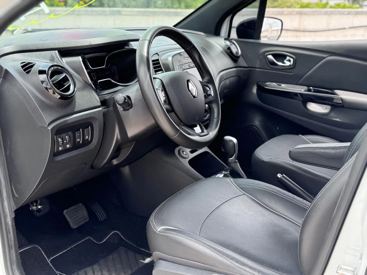 RENAULT CAPTUR