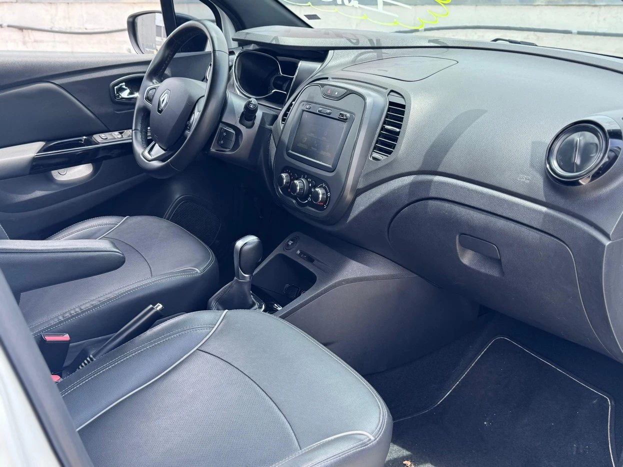 RENAULT CAPTUR