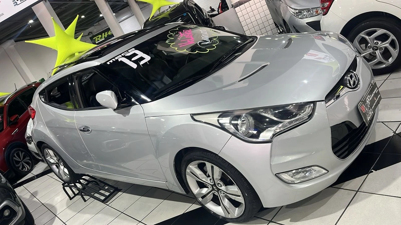 HYUNDAI VELOSTER