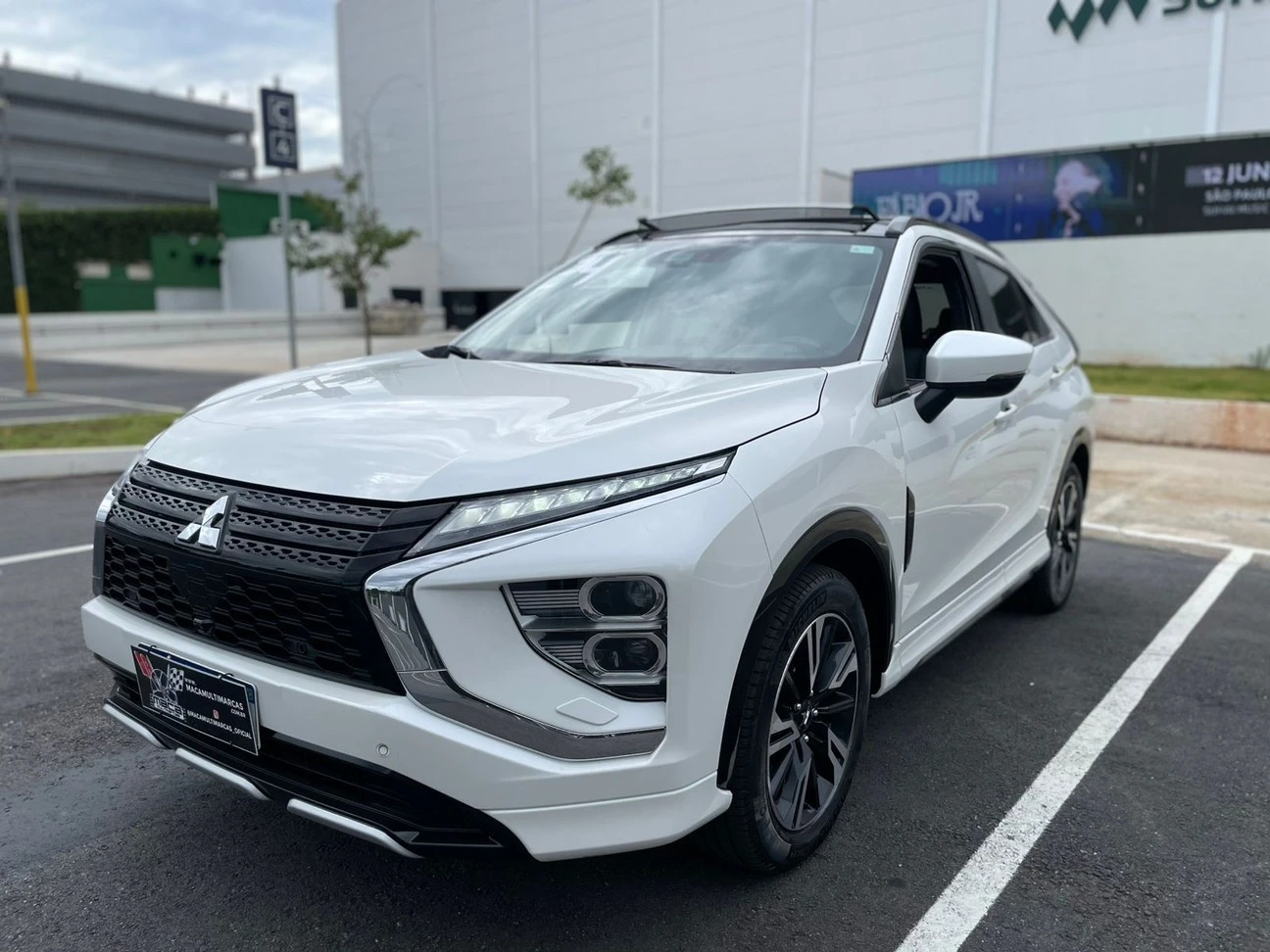 MITSUBISHI ECLIPSE CROSS