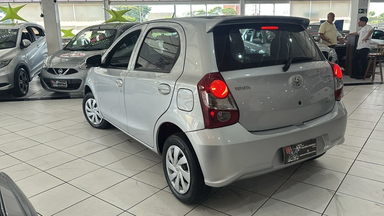TOYOTA ETIOS