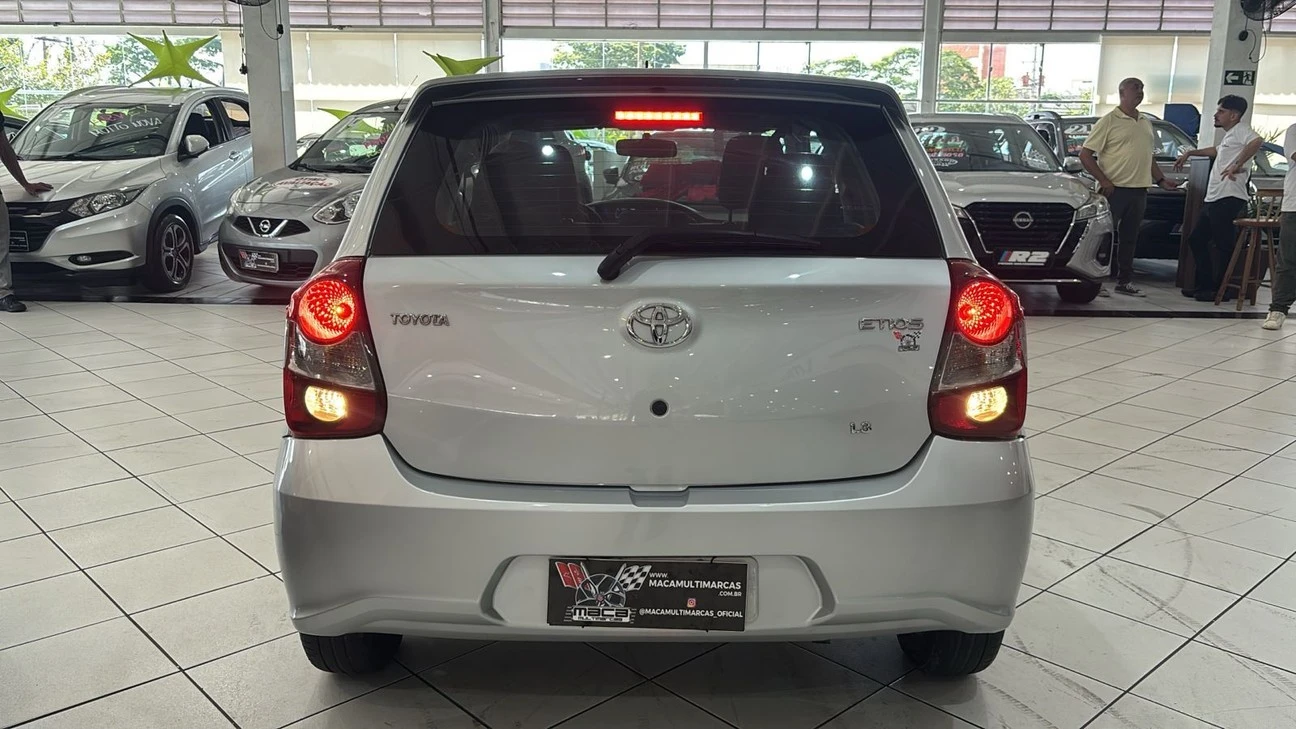 TOYOTA ETIOS