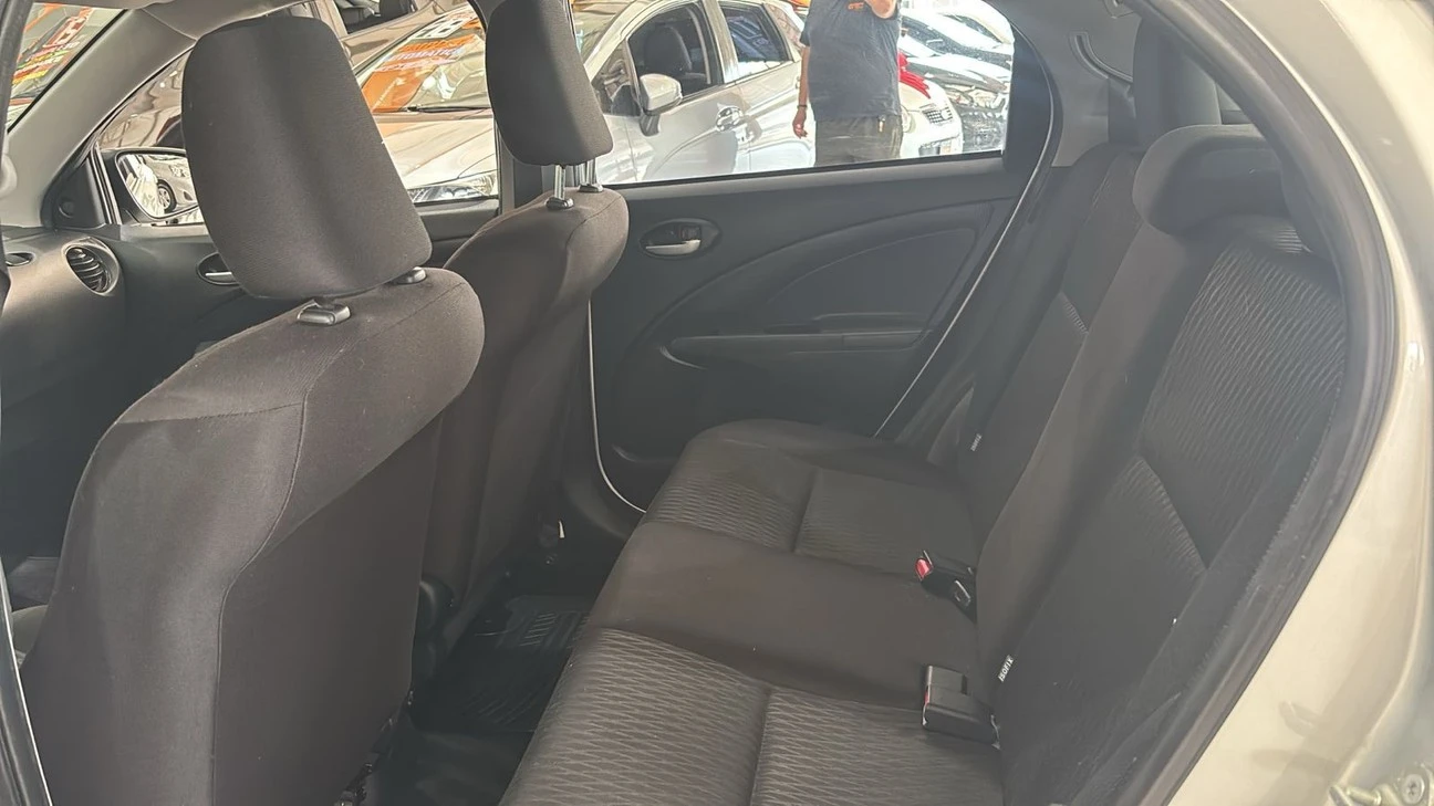 TOYOTA ETIOS