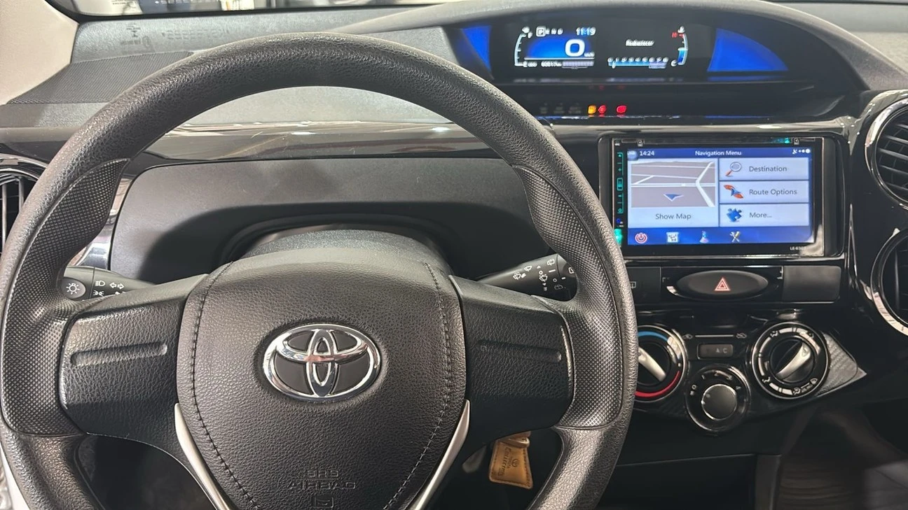 TOYOTA ETIOS