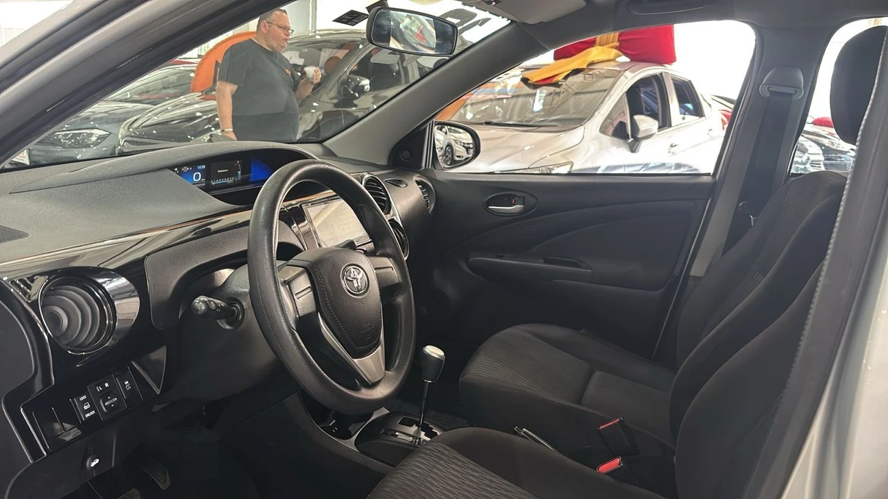 TOYOTA ETIOS