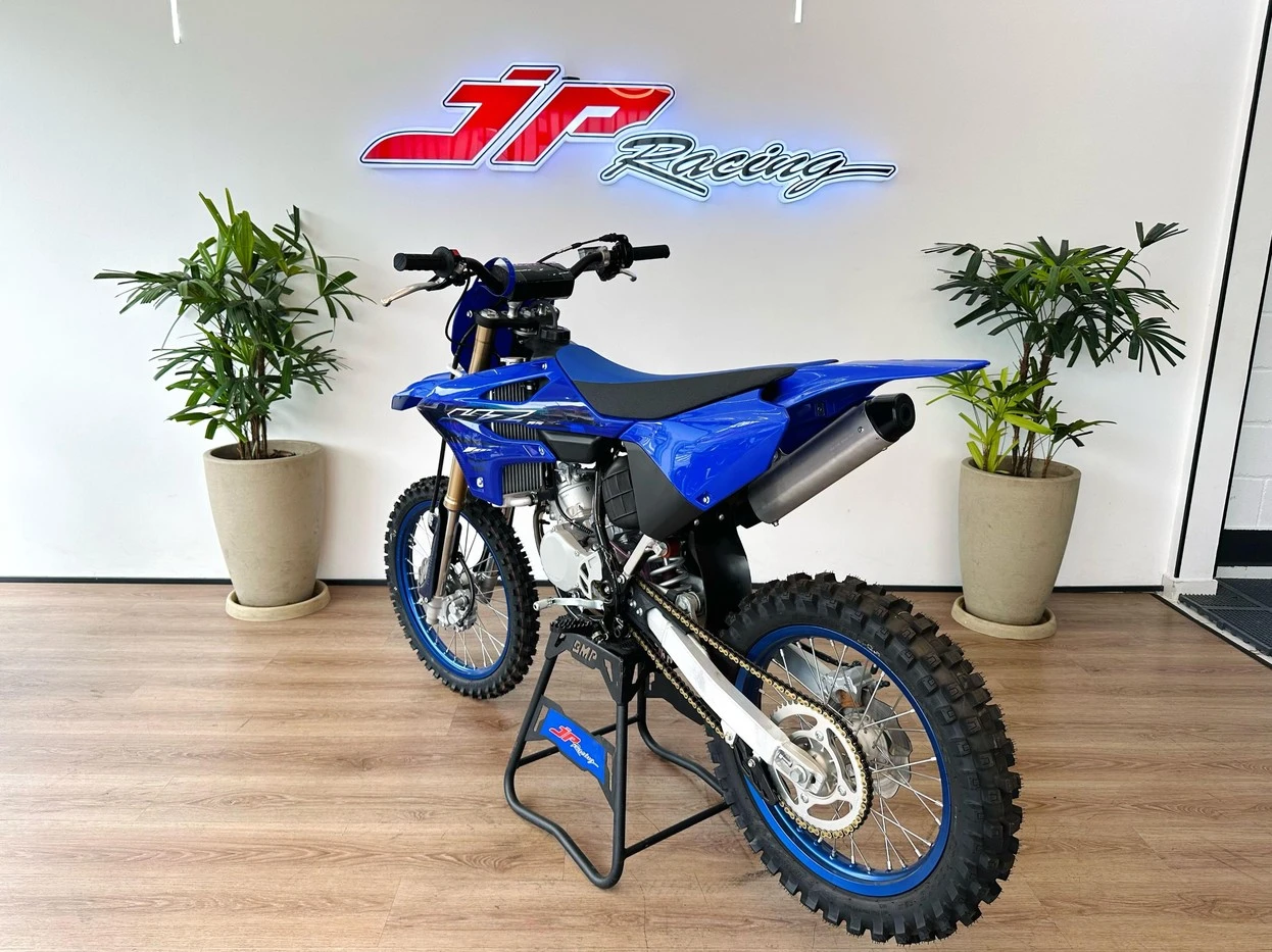 YAMAHA YZ 85