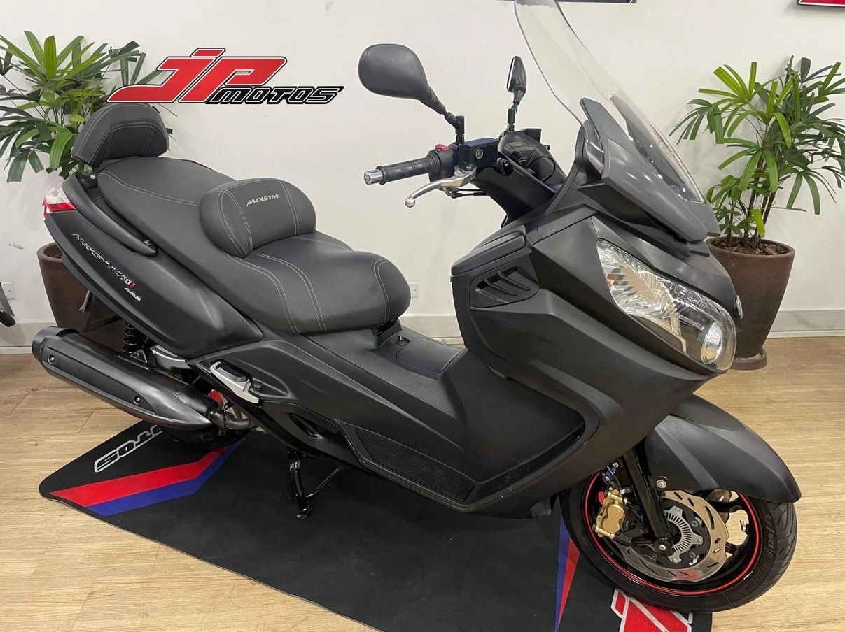 DAFRA MAXSYM 400i