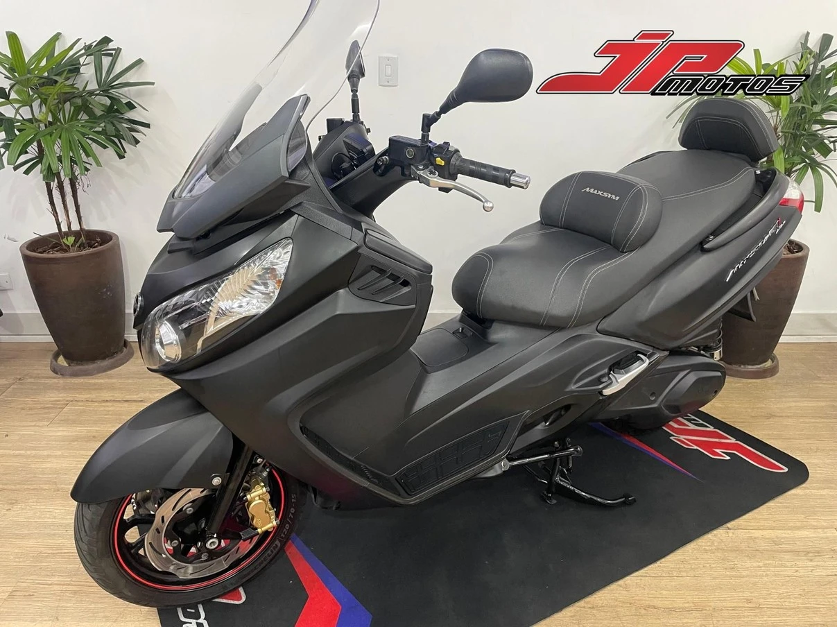 DAFRA MAXSYM 400i