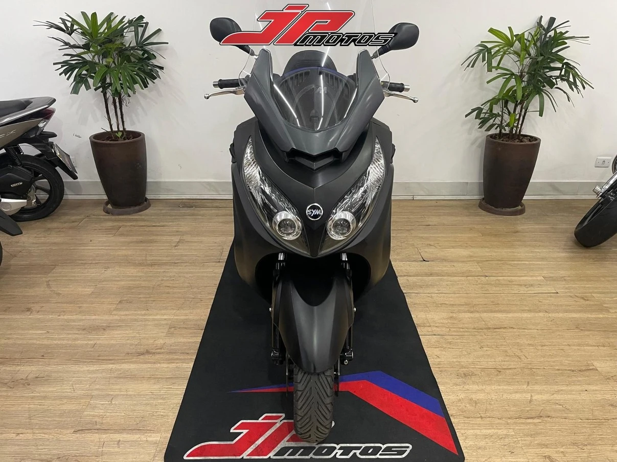 DAFRA MAXSYM 400i
