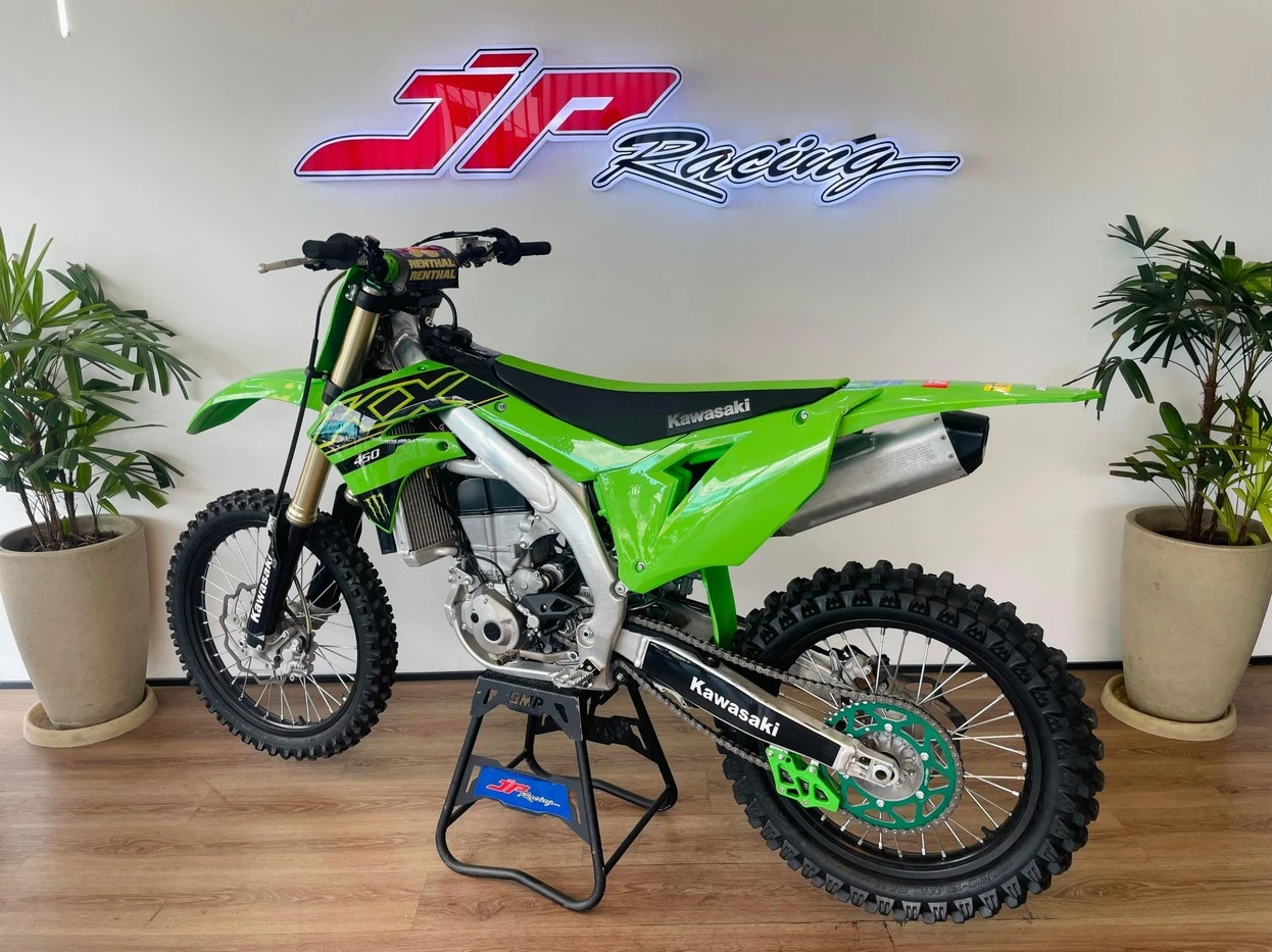 KAWASAKI KX450