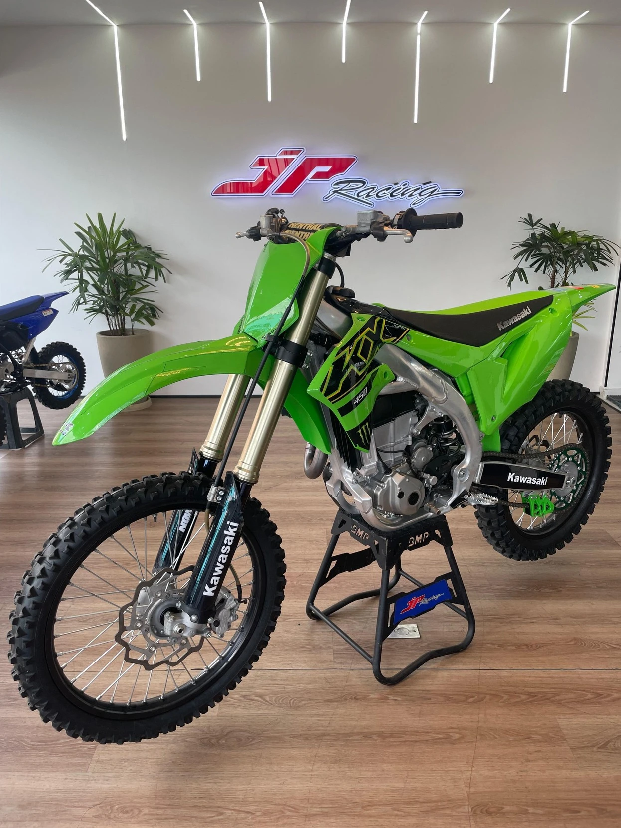 KAWASAKI KX450