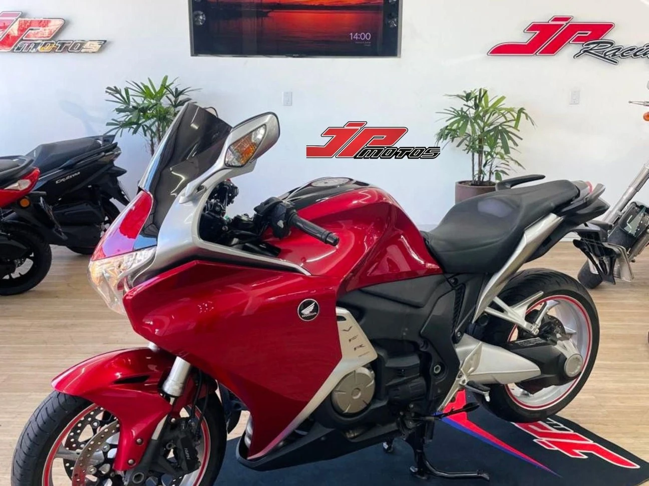 HONDA VTX 1200F