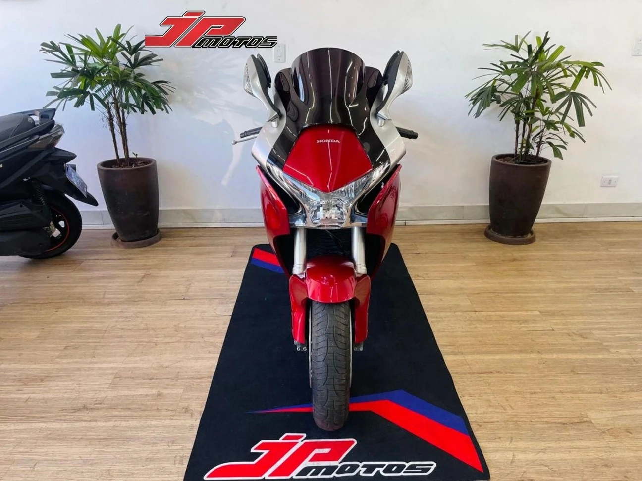 HONDA VTX 1200F