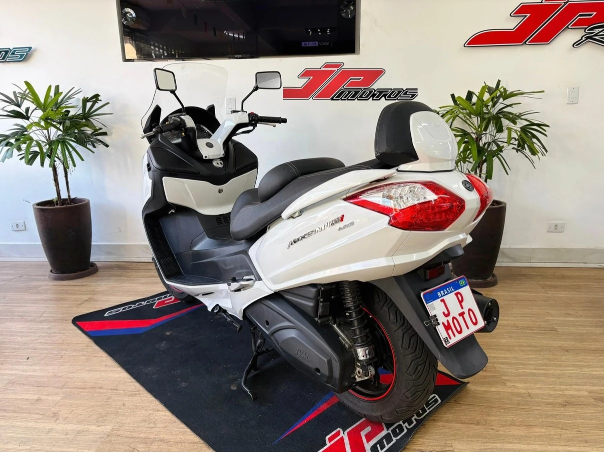 DAFRA MAXSYM 400i