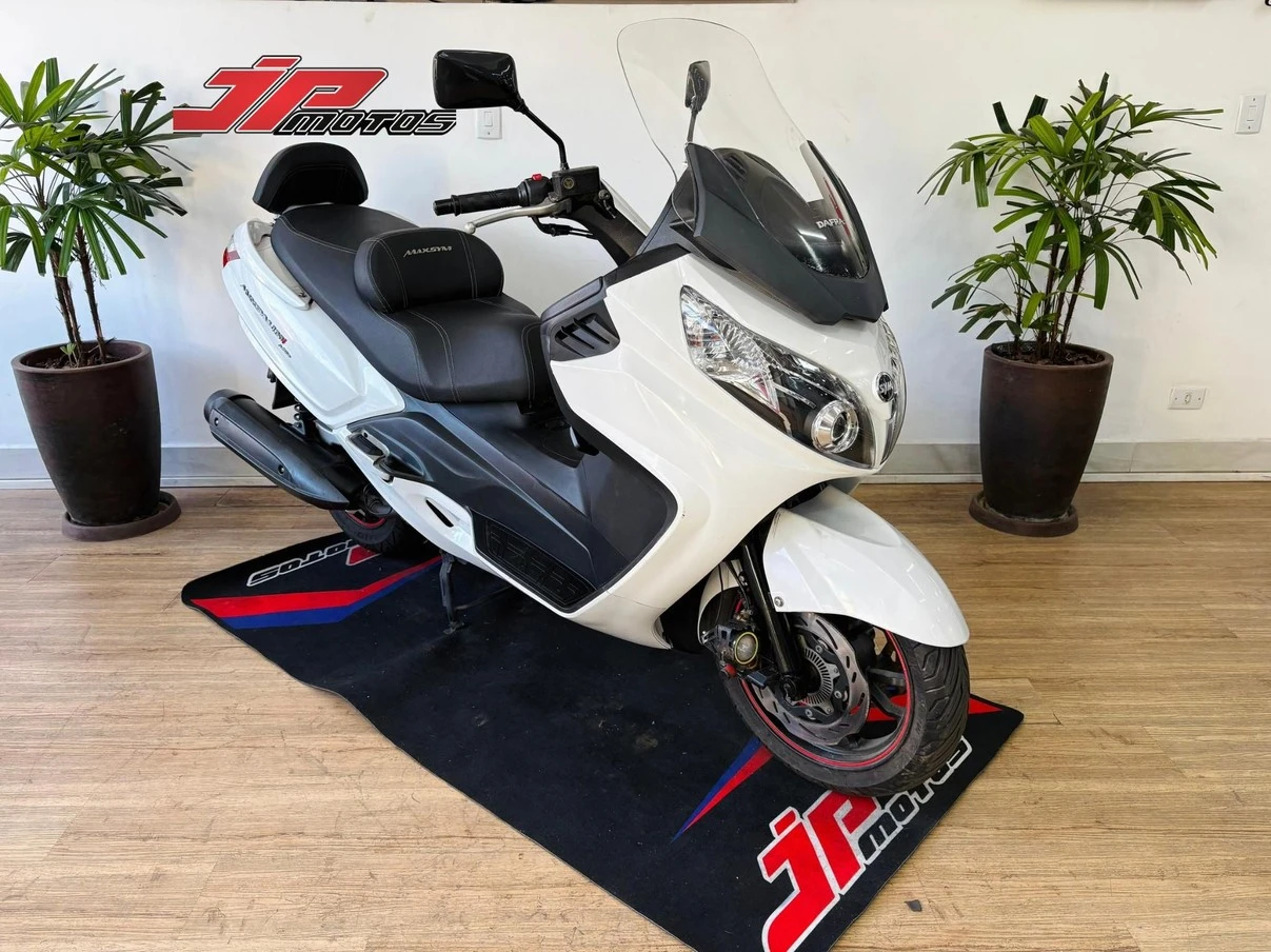 DAFRA MAXSYM 400i