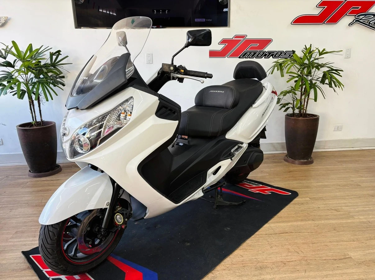 DAFRA MAXSYM 400i