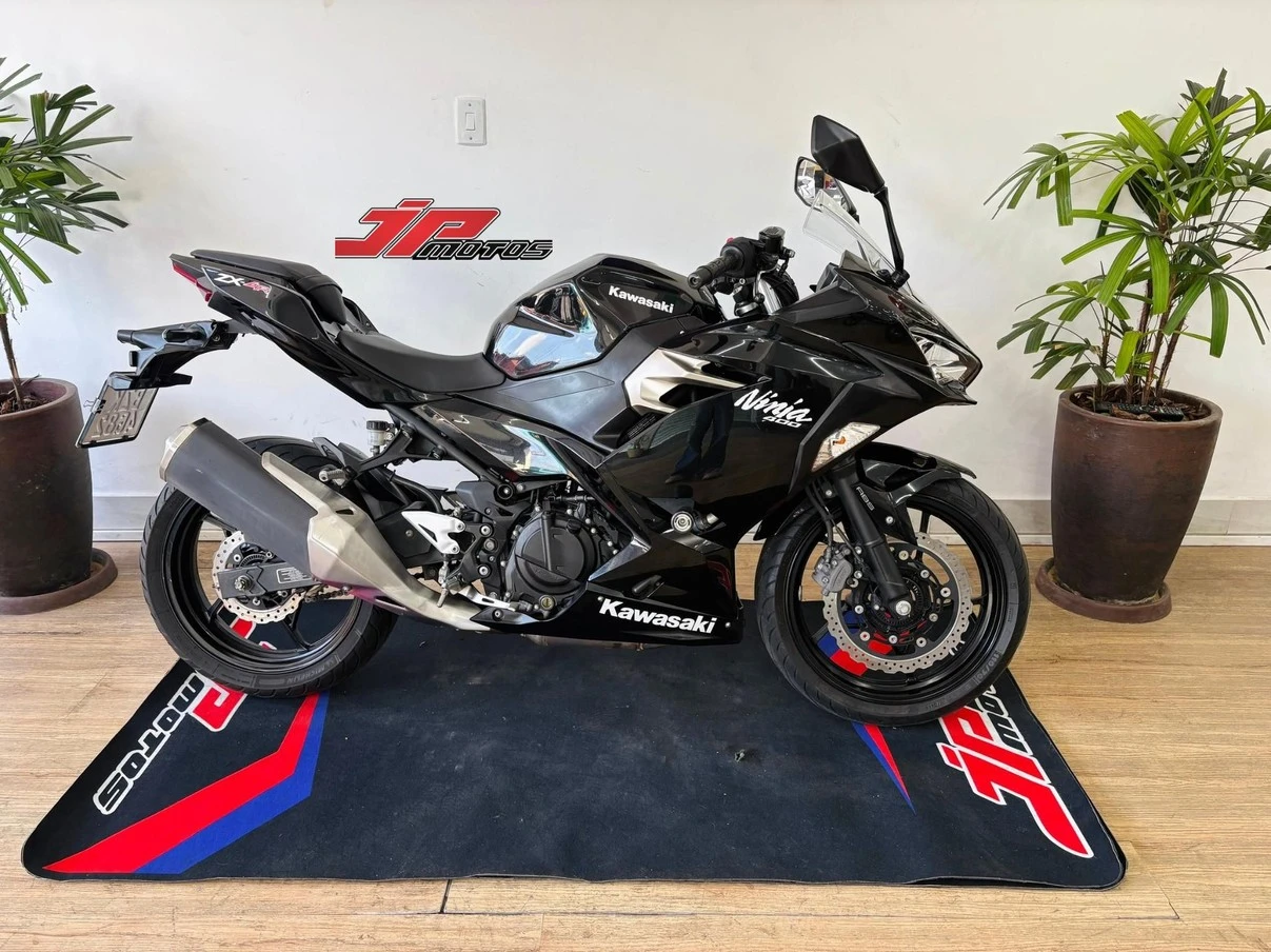 KAWASAKI NINJA 400