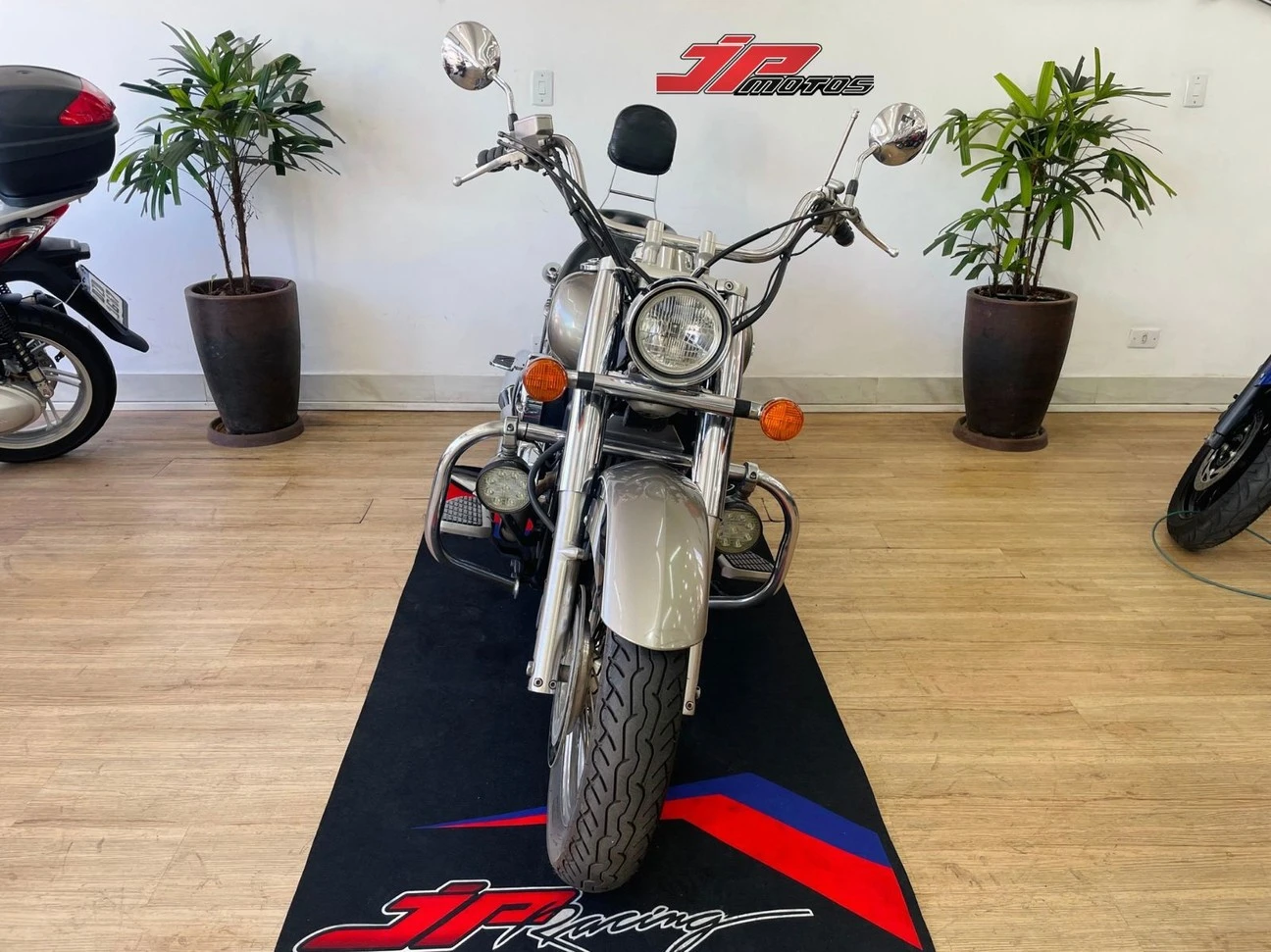 HONDA SHADOW 750