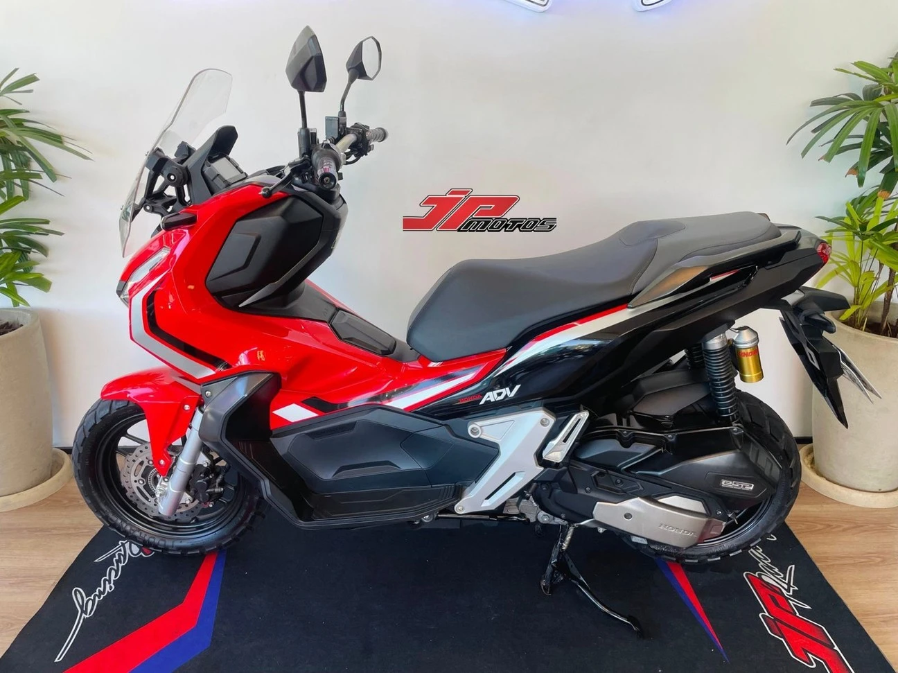 HONDA ADV 150