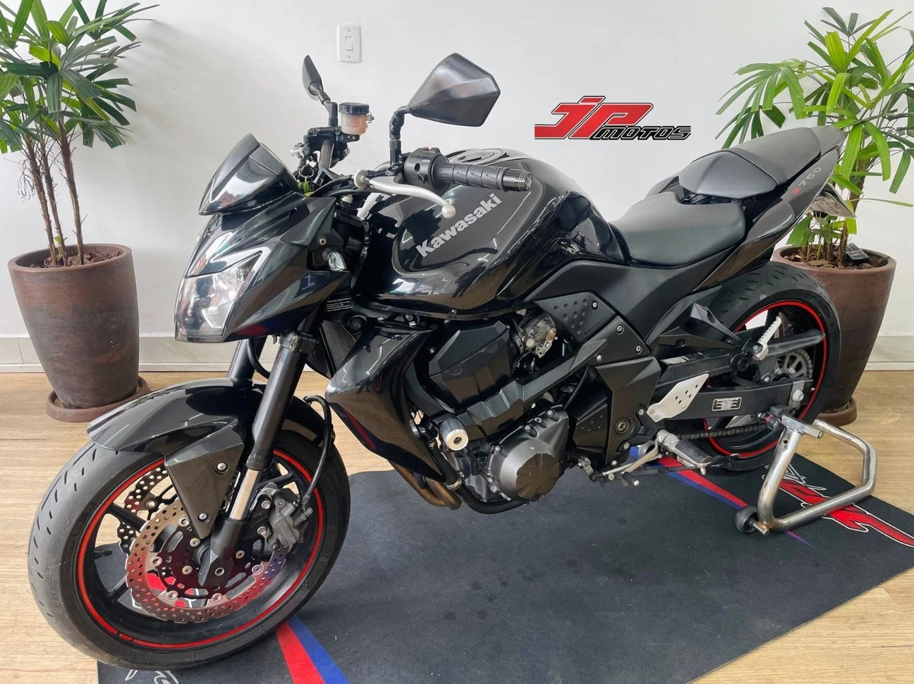 KAWASAKI Z750