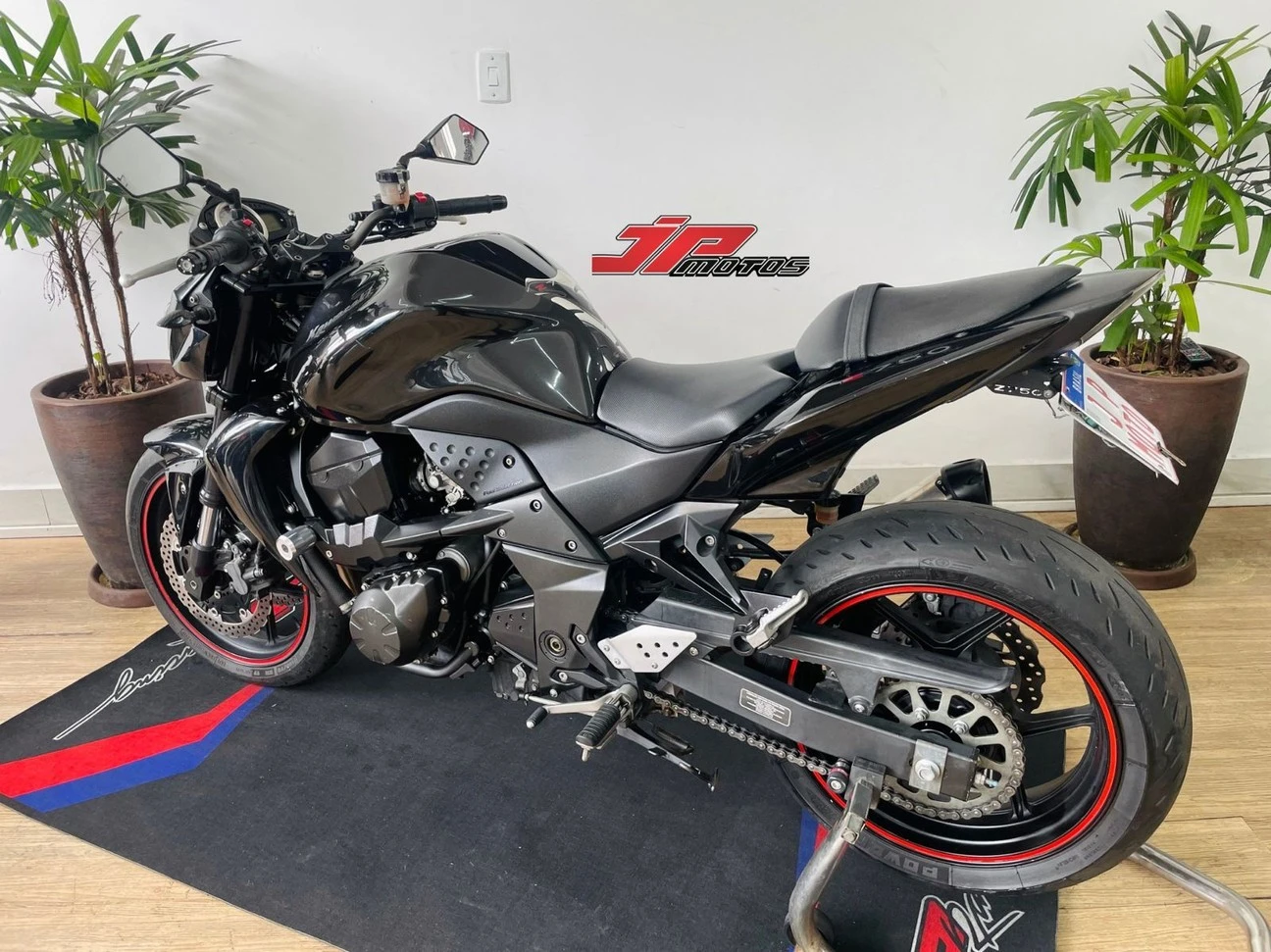 KAWASAKI Z750