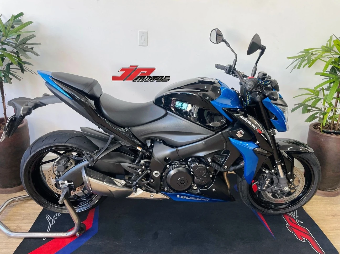 SUZUKI GSX S1000 ABS