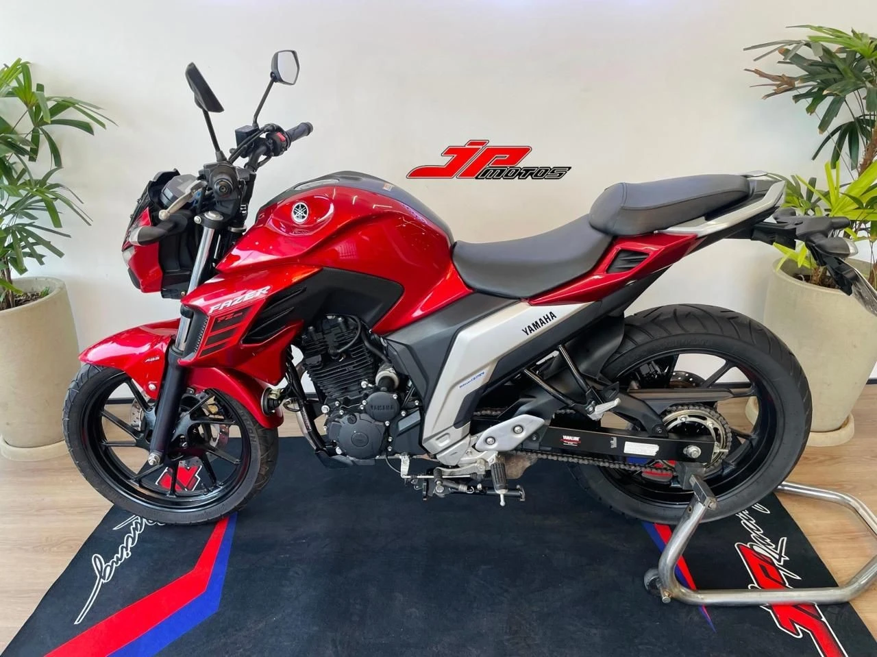 YAMAHA FZ25 FAZER ABS