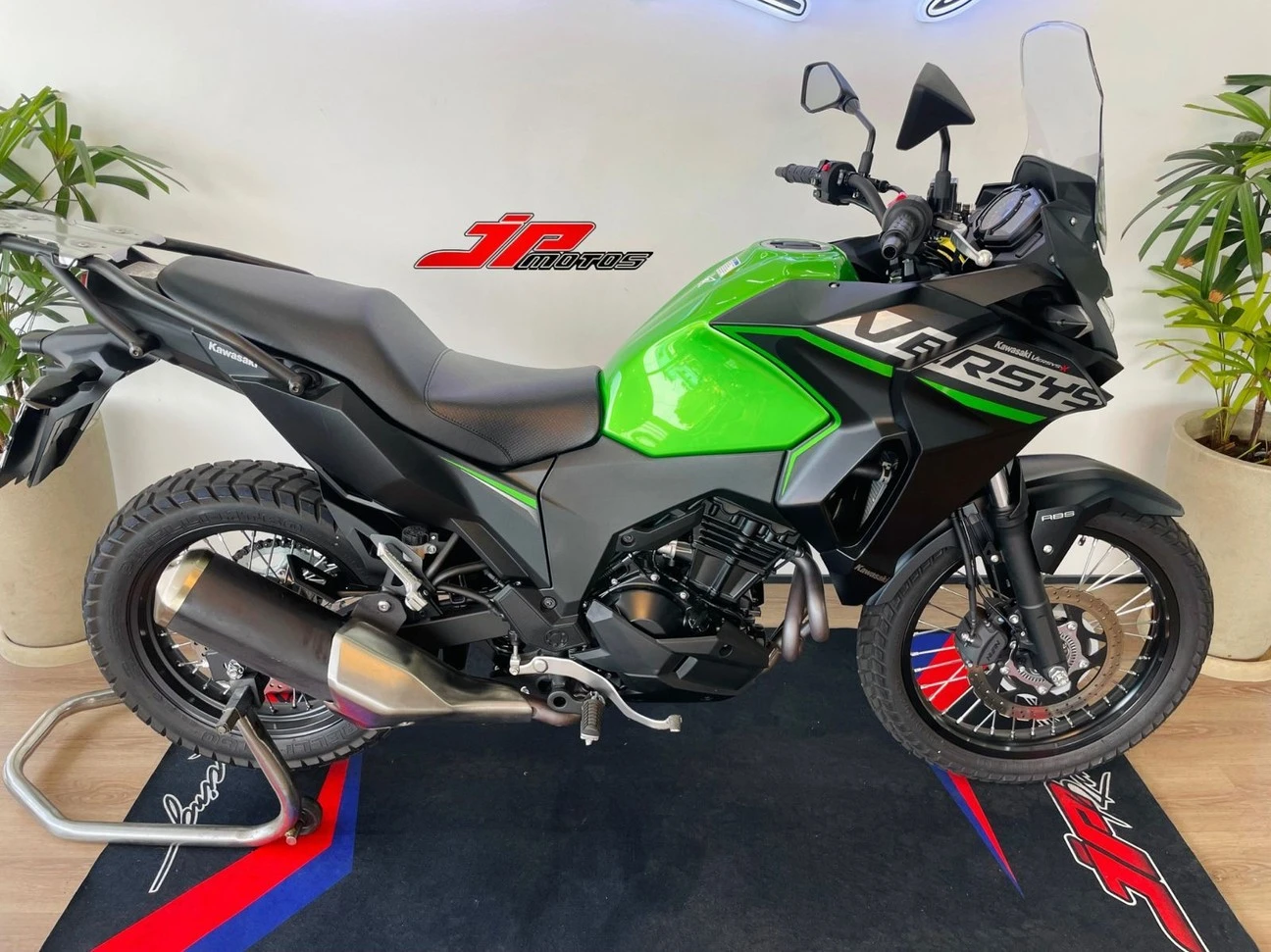 KAWASAKI VERSYS-X 300