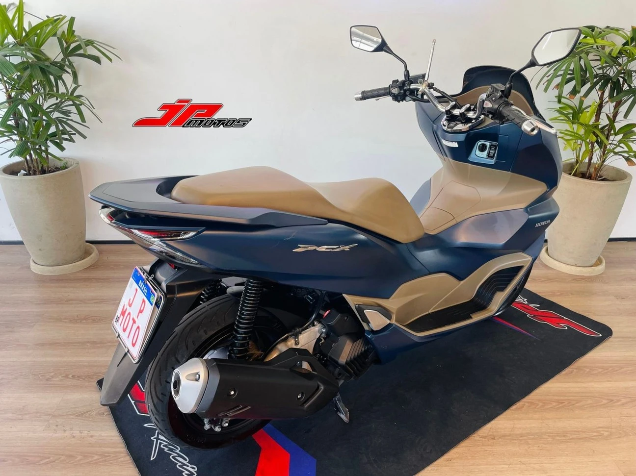 HONDA PCX DLX