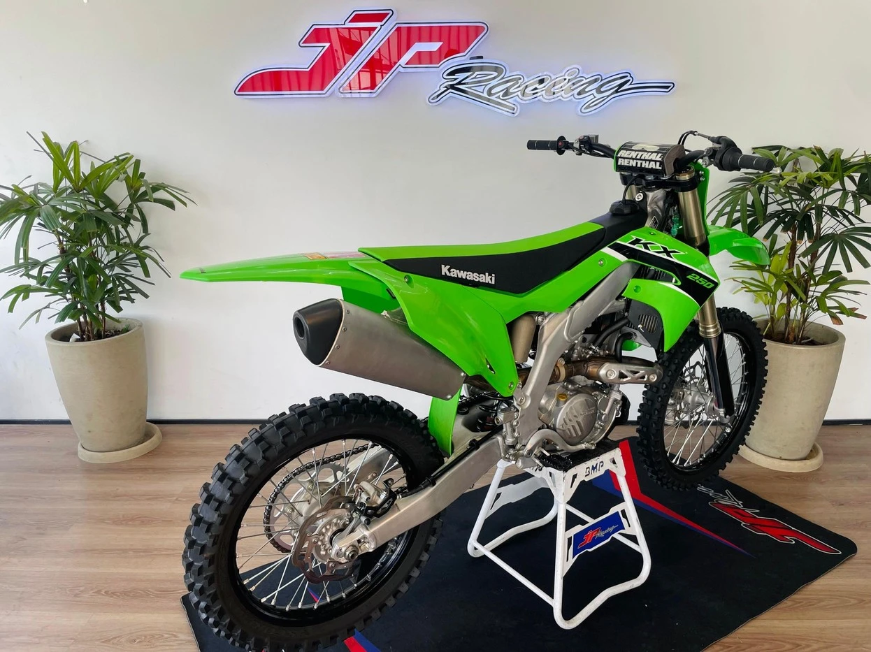 KAWASAKI KX 250F