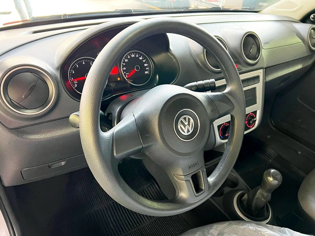VOLKSWAGEN SAVEIRO