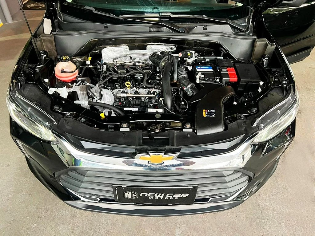 CHEVROLET TRACKER