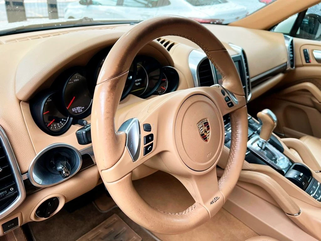 PORSCHE CAYENNE