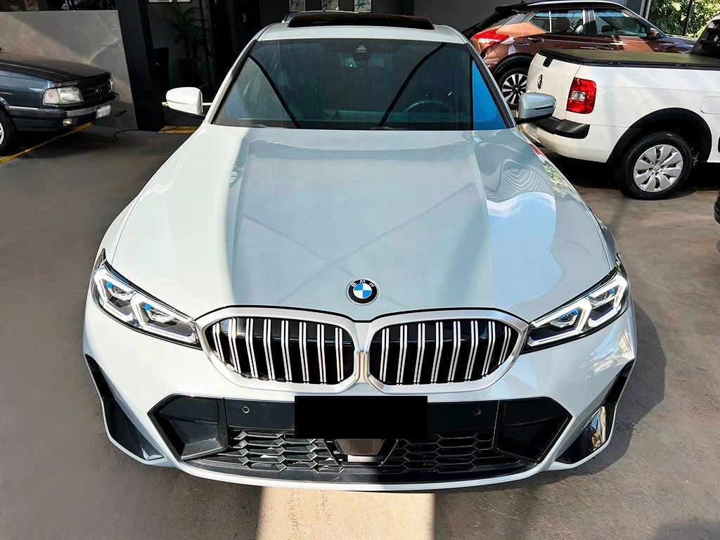BMW 320I