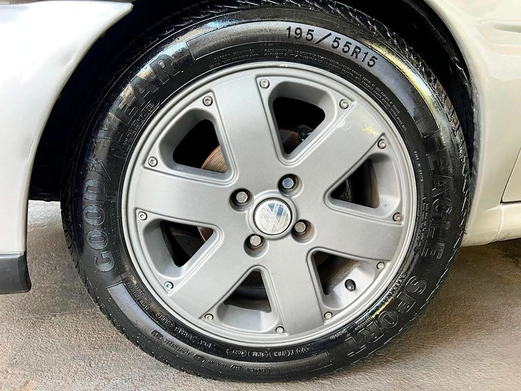 VOLKSWAGEN GOL