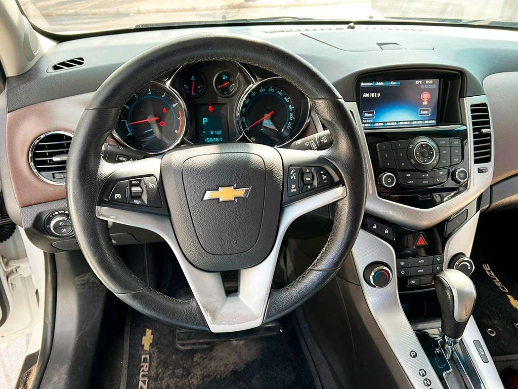 CHEVROLET CRUZE