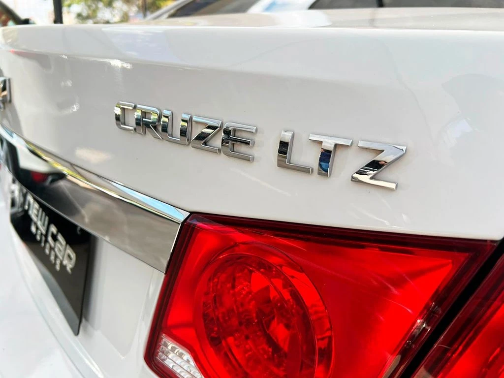 CHEVROLET CRUZE