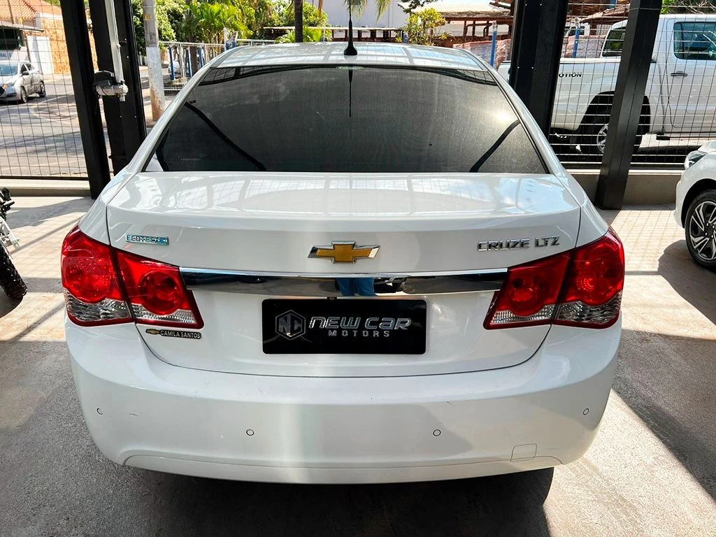 CHEVROLET CRUZE