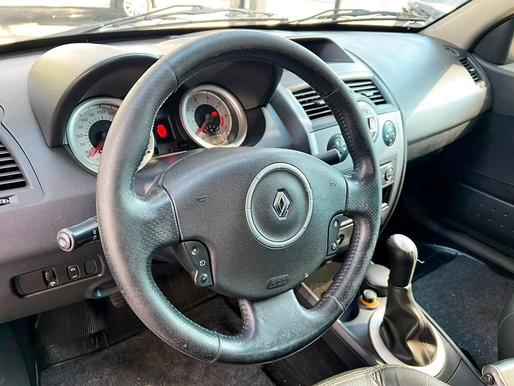 RENAULT MEGANE