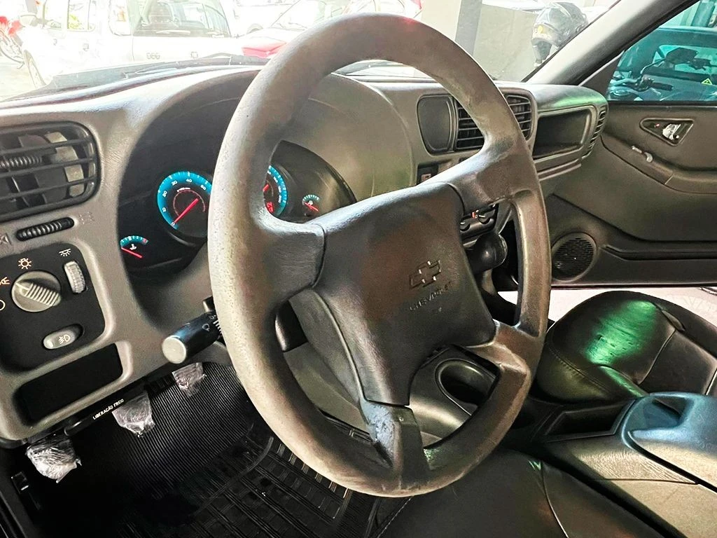 CHEVROLET S10