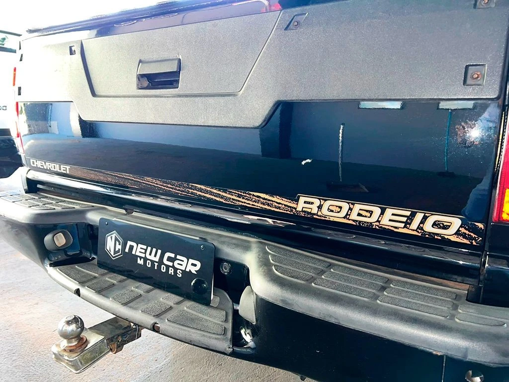 CHEVROLET S10