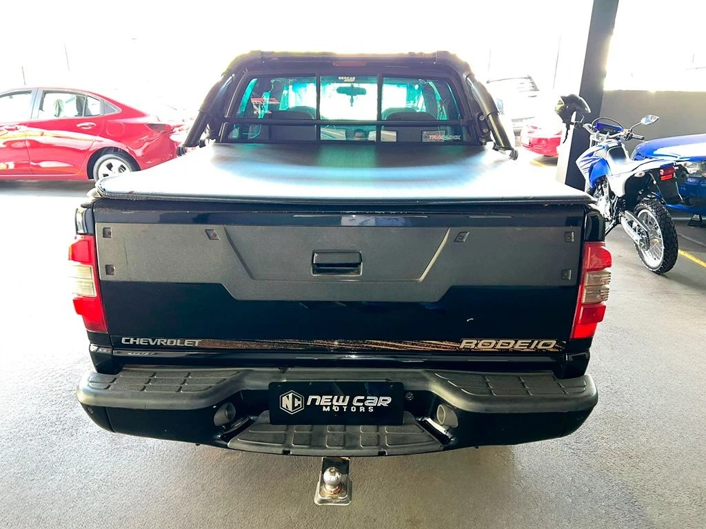 CHEVROLET S10