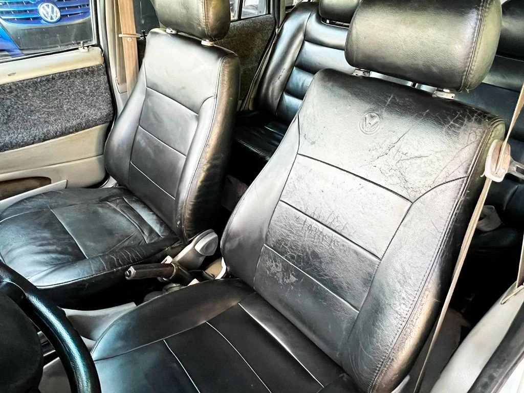 VOLKSWAGEN SANTANA
