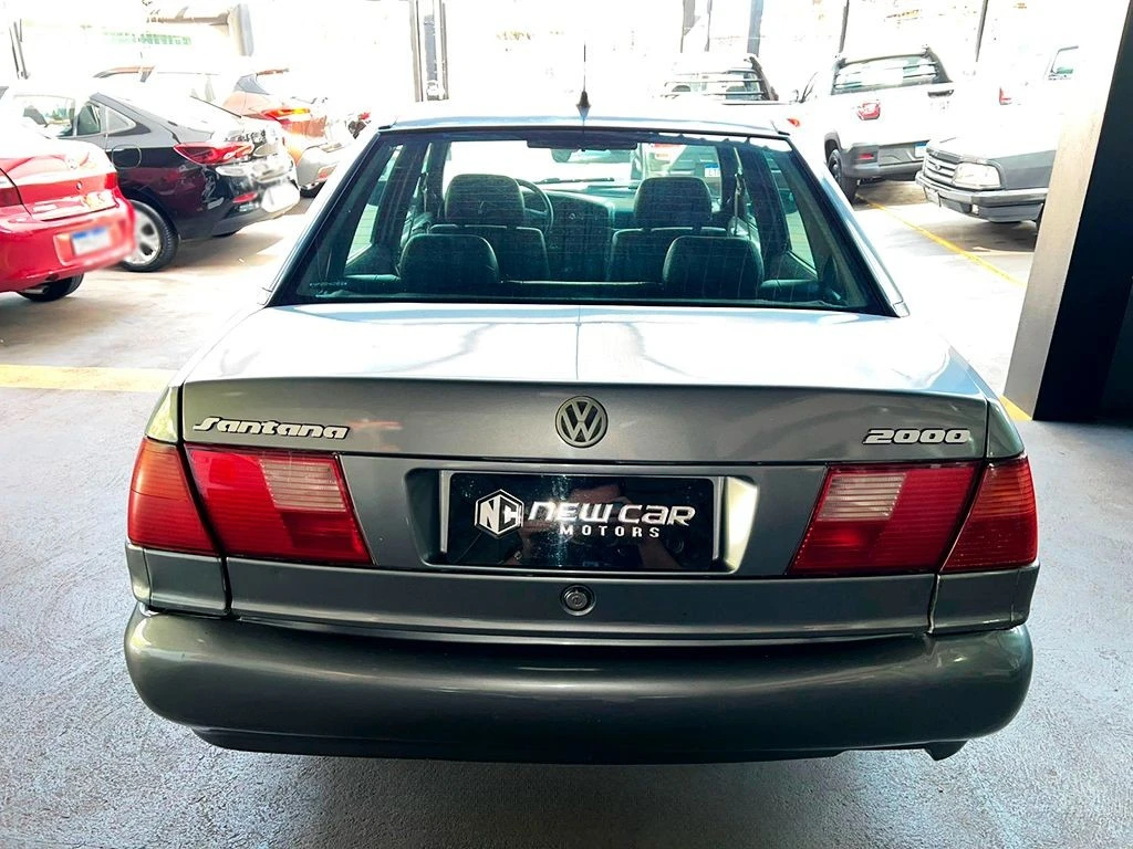 VOLKSWAGEN SANTANA