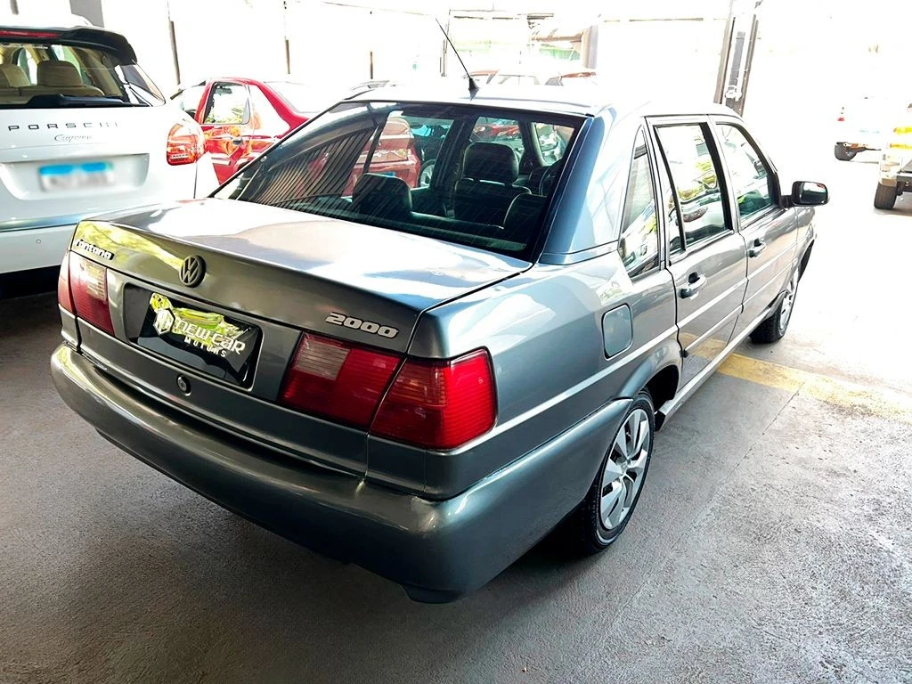 VOLKSWAGEN SANTANA
