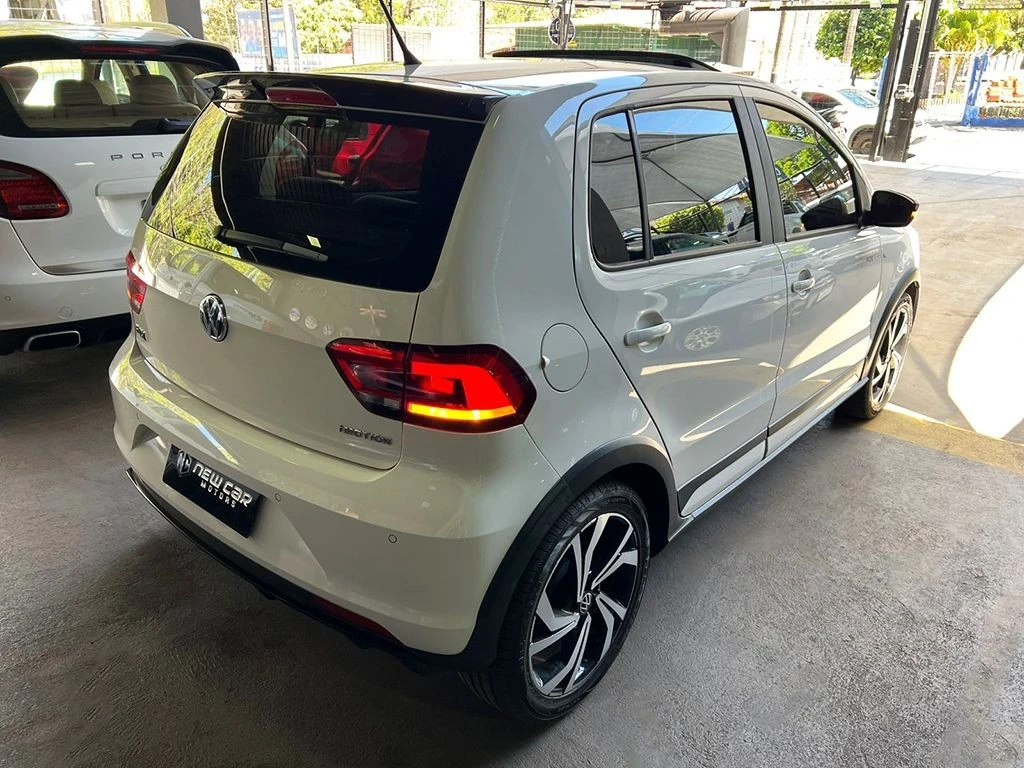 VOLKSWAGEN FOX