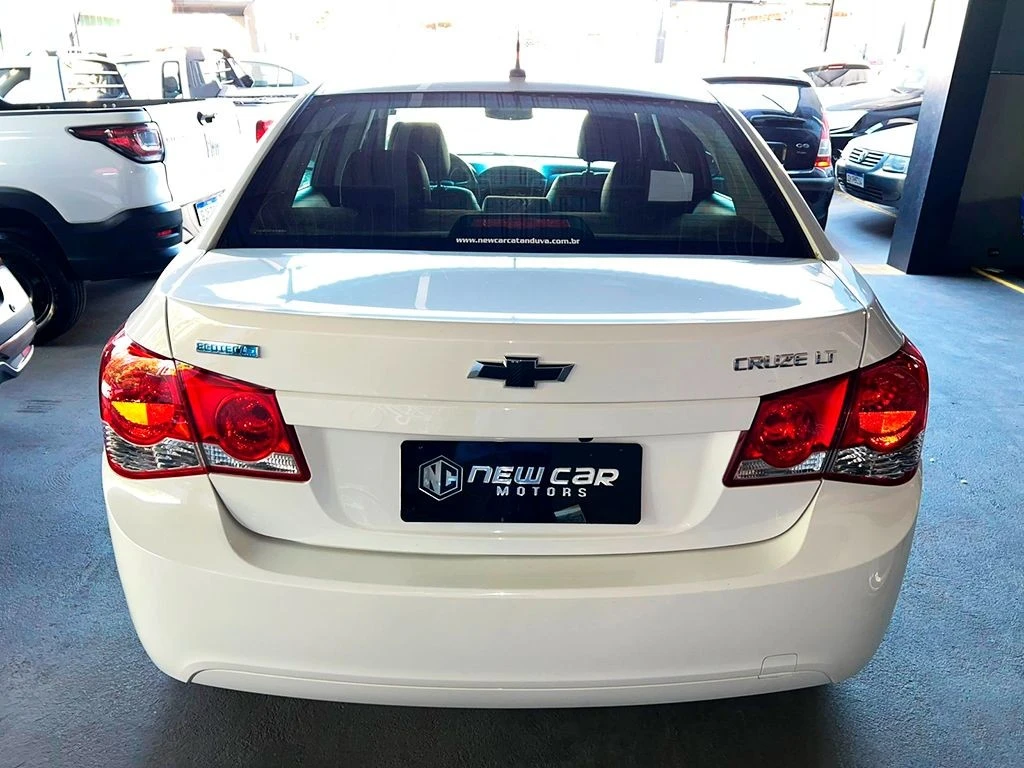 CHEVROLET CRUZE