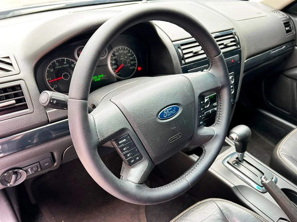 FORD FUSION