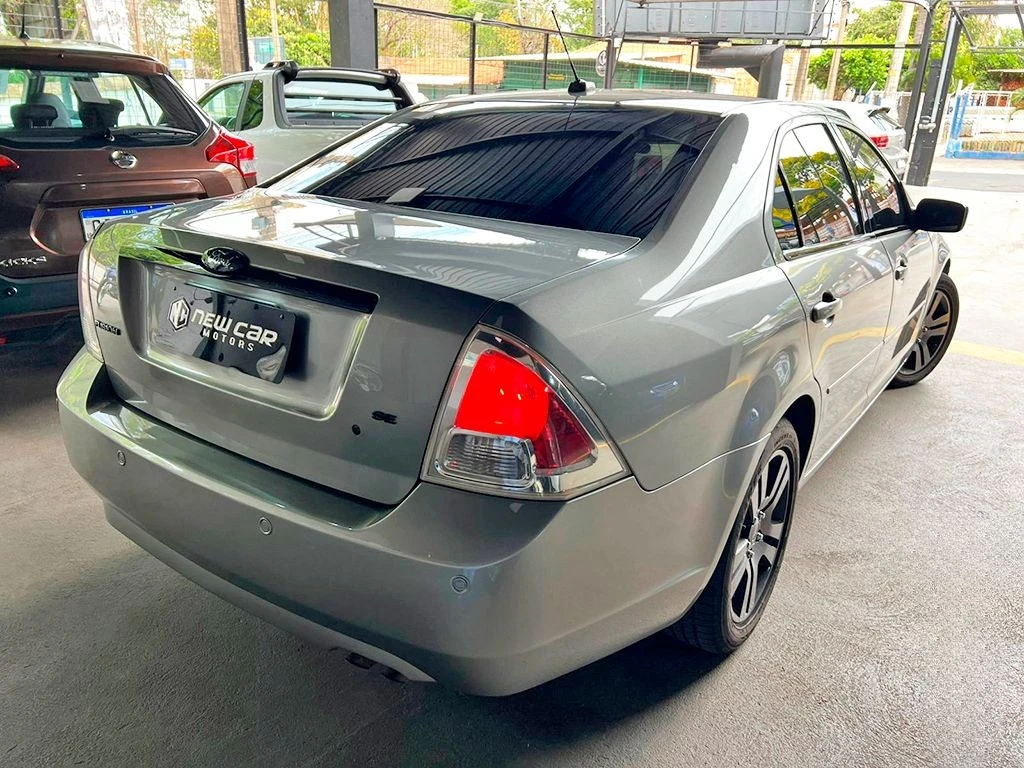 FORD FUSION