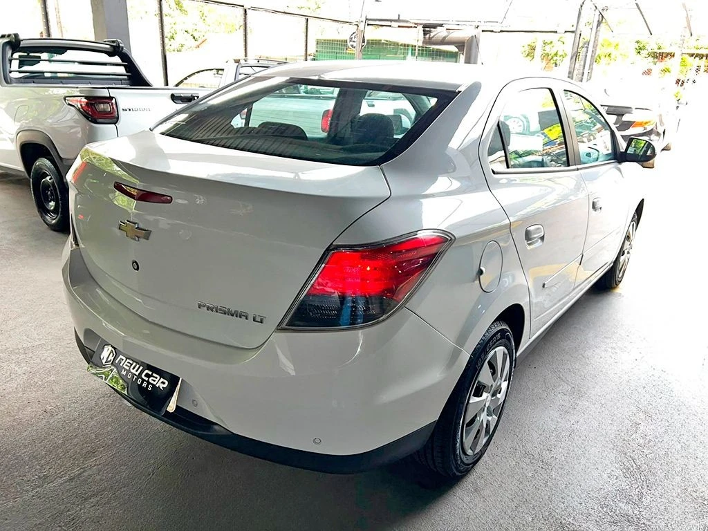 CHEVROLET PRISMA